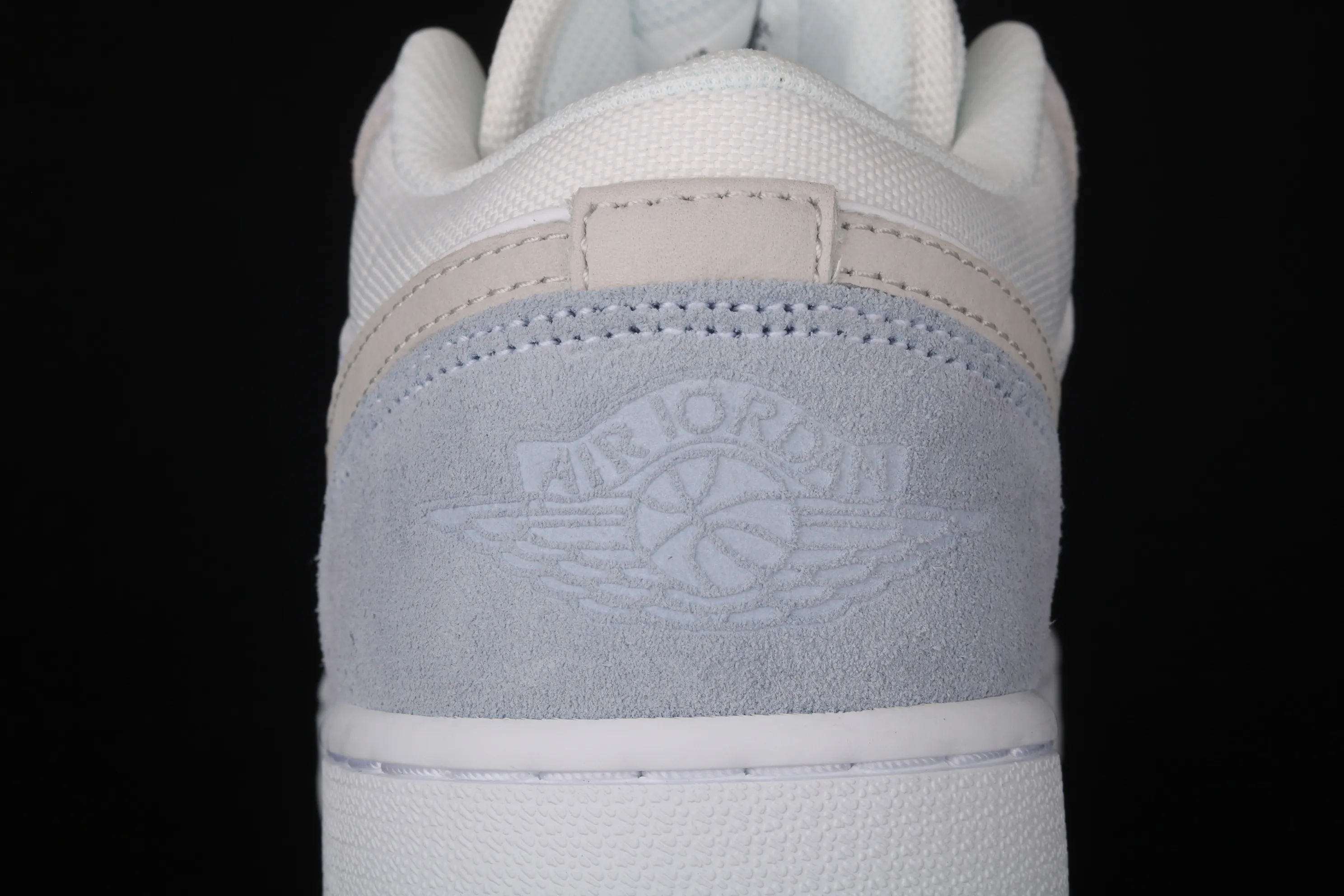 All categories Air Jordan Jordan series basketball shoes Air Jordan 1 Low Y version Air Jordan 1 Low AJ1 Joe 1 low-top top layer leather cultural and leisure sports sneakers CV3043-100